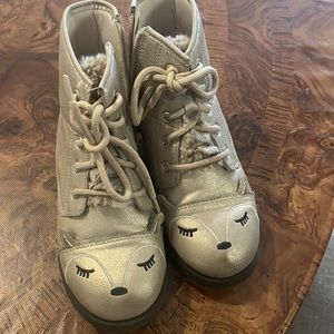 Gently used Wonder Nation boots